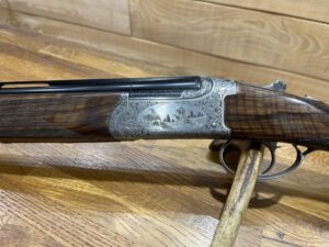 C. Armes C135 Artisan